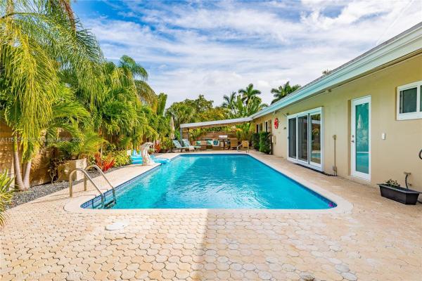 Coral Woods, 3320 NE 18th Ter, Oakland Park, Florida 33306, image 1