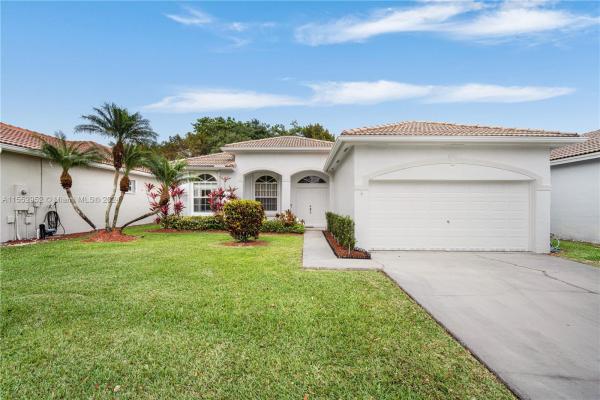 North Gate, 2395 SE 5th Ct, Homestead, Florida 33033, image 2