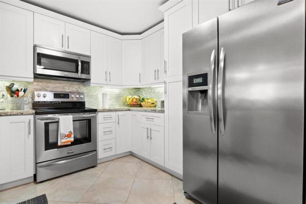 Boca Club, 22605 SW 66th Ave #204, Boca Raton, Florida 33428, image 3