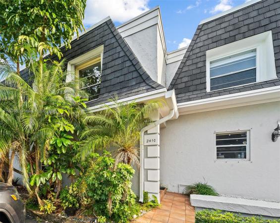 Venetian Park, 2410 NE 9th St #83, Hallandale Beach, Florida 33009, image 1