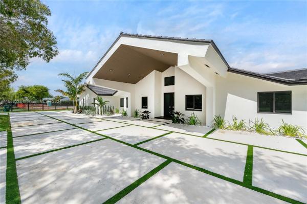 Lakeshore, 9335 SW 144th St, Kendall, Florida 33176, image 3