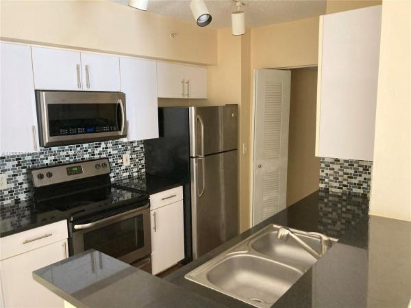 Regent Park At Young Circle, 1919 Van Buren St #701A, Hollywood, Florida 33020, image 2