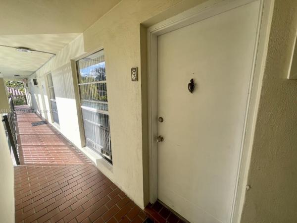 Villa Mendoza, Coral Gables, Florida 33134, image 1