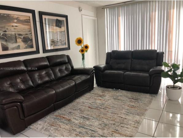 International Towers, 2055 SW 122nd Ave #528, Tamiami, Florida 33175, image 1