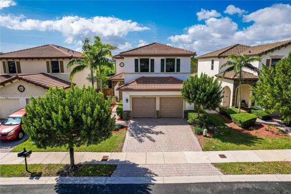 The Tides At Isles Of Bayshore, 9104 SW 227th Ln, Cutler Bay, Florida 33190, image 2