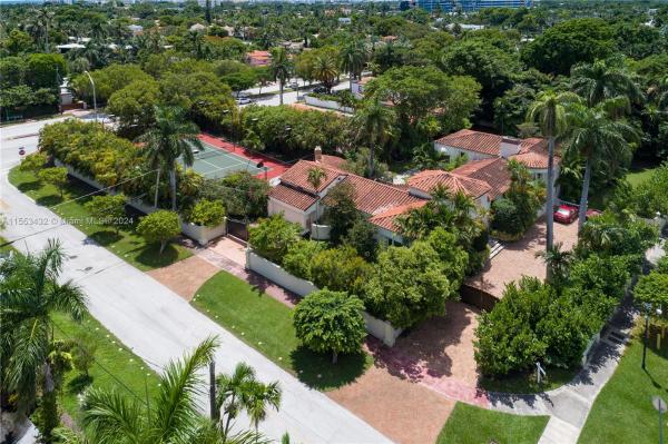 La Gorce Golf, 5185 N Bay Rd, Miami Beach, Florida 33140, image 1