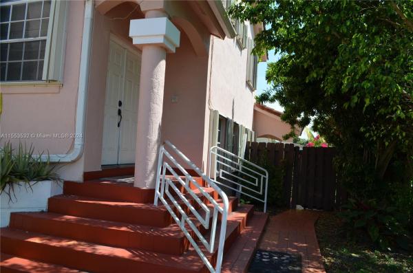 Lancaster & Capri At Lakes Of The Meadow, 5025 SW 154th Ave, Kendall West, Florida 33185, image 3