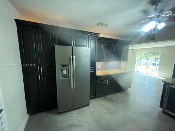 Flagler Waterway Estates, 8480 SW 2nd St, Fountainebleau, Florida 33144, image 3