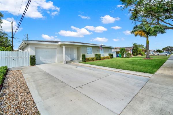 South Miami Heights Manor, 11761 SW 177th Ter, South Miami Heights, Florida 33177, image 3