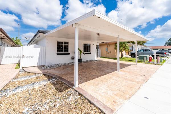 Pacifica Estates, 1381 W 30th St, Hialeah, Florida 33012, image 2