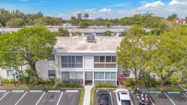 Bay Colony Club, 6477 Bay Club Dr #2, Fort Lauderdale, Florida 33308, image 1