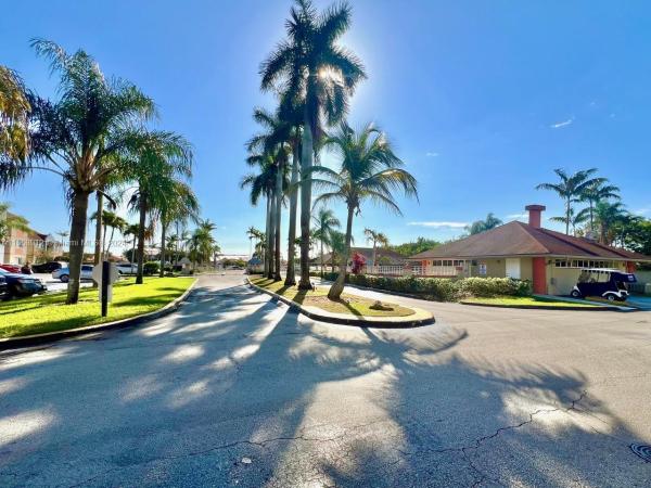 Villa Rustica, 18880 NW 57th Ave #201, Hialeah, Florida 33015, image 1