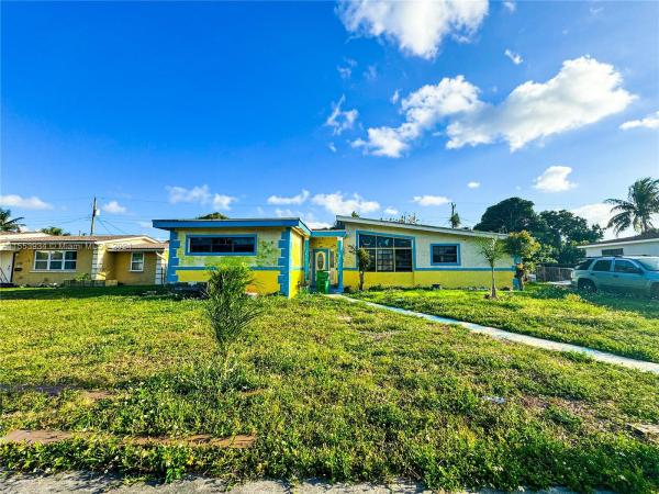 Fleetwood Gardens, 1940 NW 187th St, Miami Gardens, Florida 33056, image 2