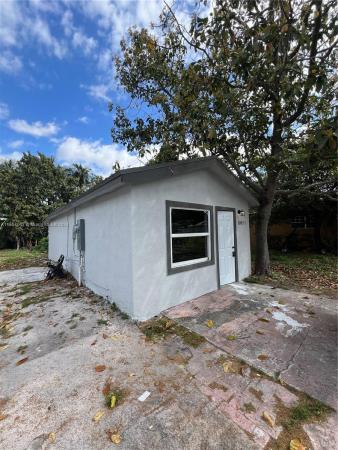 Pinewood Park, 10875 NW 10th Ave, Pinewood, Florida 33168, image 2