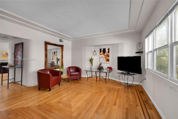 Bay Court, 6911 Bay Dr #2, Miami Beach, Florida 33141, image 3