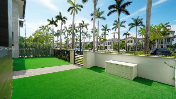 Downtown Doral South, 8208 Central Park Blvd, Doral, Florida 33166, image 2