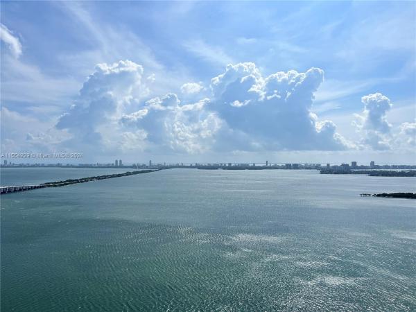 Icon Bay, 460 NE 28th St #3804, Miami, Florida 33137, image 3