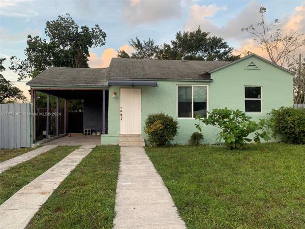 Seventh Avenue Park, 935 NW 64th St, Miami, Florida 33150, image 1