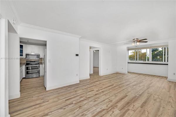 Hillcrest, 919 Hillcrest Dr #205, Hollywood, Florida 33021, image 1