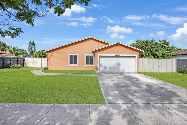 Country Lake Manors, 20040 NW 62nd Ave, Country Club, Florida 33015, image 1