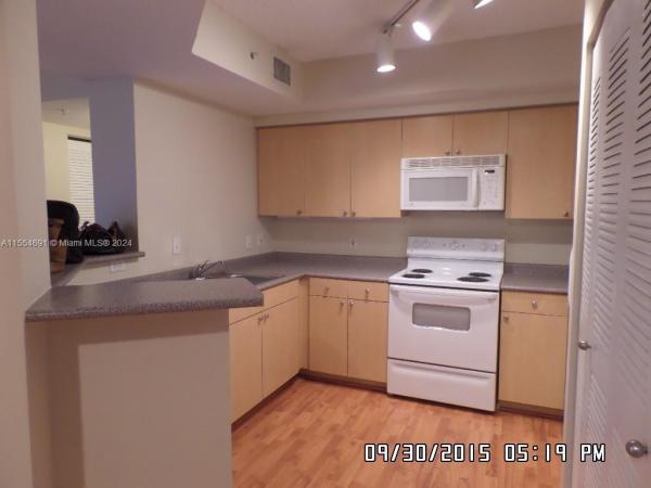 Regent Park At Young Circle, 1919 Van Buren St #302A, Hollywood, Florida 33020, image 1
