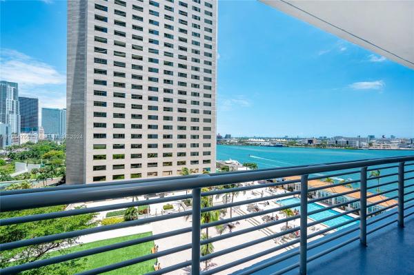 One Miami East, 335 S Biscayne Blvd #1204, Miami, Florida 33131, image 3
