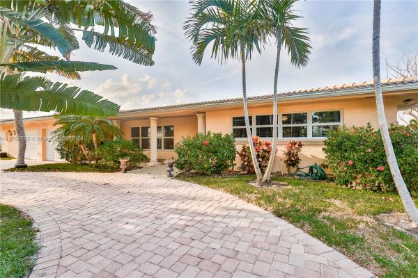 Lighthouse Point Estates, 2121 NE 29th St, Lighthouse Point, Florida 33064, image 1