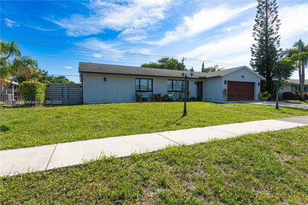 Collinwood Heights, 3598 Victoria Dr, West Palm Beach, Florida 33406, image 1