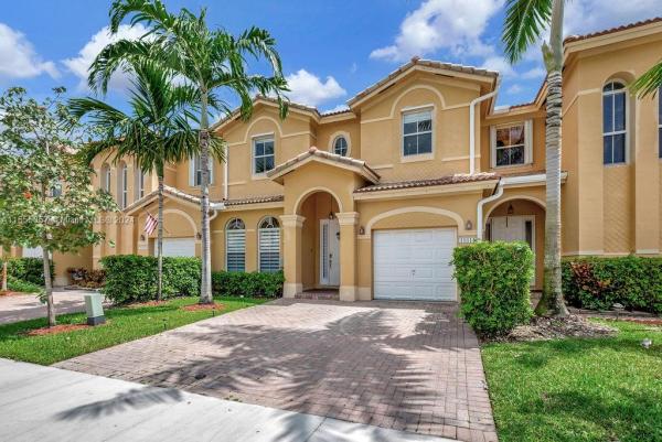 Kendall Breeze West, 11811 SW 137th Pl, The Hammocks, Florida 33186, image 1
