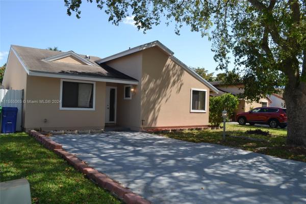 Honey Place, 1761 SW 85th Ter, Miramar, Florida 33025, image 3