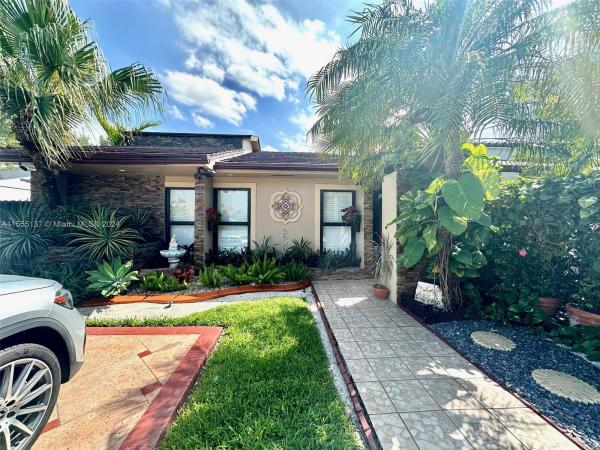 West Gables Estates, 9030 SW 8th Ter, Westchester, Florida 33174, image 1