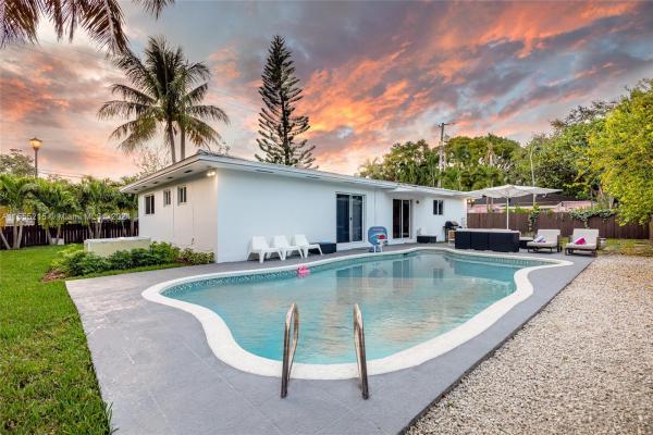 Brentwood, 201 NE 48th St, Miami, Florida 33137, image 1