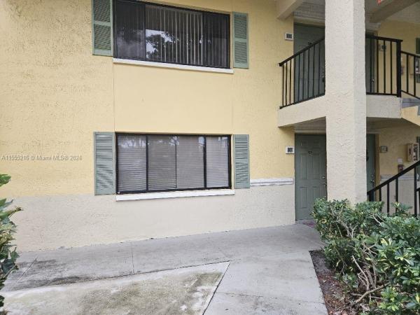 Meadows On The Green, 801 Meadows Cir #801, Boynton Beach, Florida 33436, image 1