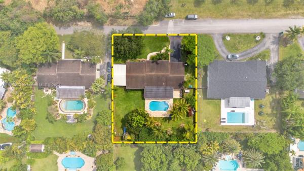 Gallo Wood Estates, 8545 SW 110th St, Kendall, Florida 33156, image 3