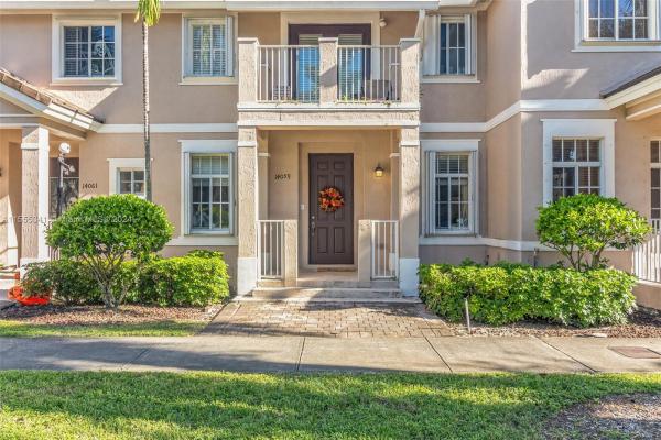 Mandarin Lakes, 14059 SW 272nd St, Naranja, Florida 33032, image 3