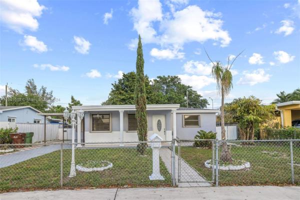 Hialeah Homes, 209 SE 9th Ave, Hialeah, Florida 33010, image 1