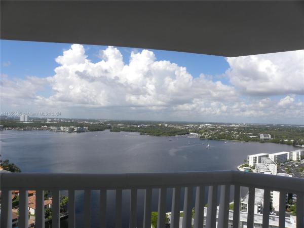 1000 Island Boulevard, 1000 W Island Blvd #2711, Aventura, Florida 33160, image 3