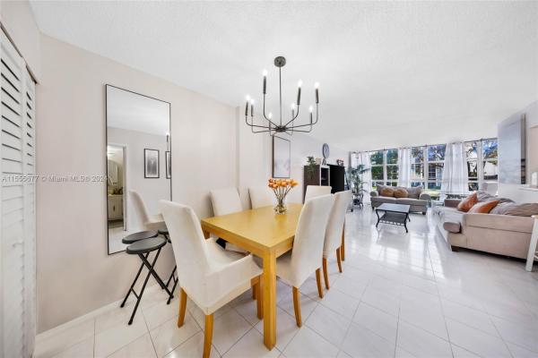 De Soto Park North, 2101 Atlantic Shores Blvd #209, Hallandale Beach, Florida 33009, image 2
