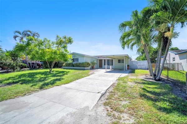 Palm Lane Villa, 6640 Evans St, Hollywood, Florida 33024, image 3
