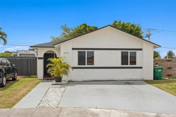 Blue Heaven Landing, 20752 SW 121st Ct, South Miami Heights, Florida 33177, image 3