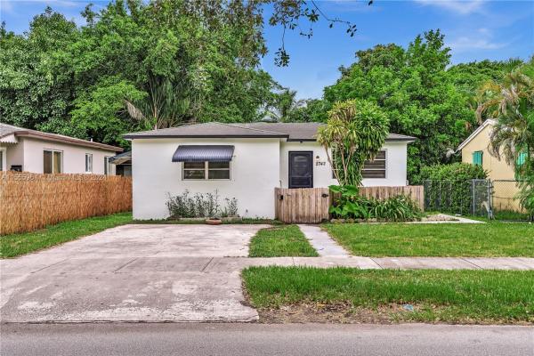 South Hollywood, 2742 Washington St, Hollywood, Florida 33020, image 1