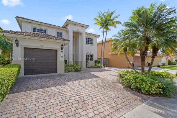 Pelican Bay At Old Cutler Lakes, 20867 SW 89th Path, Cutler Bay, Florida 33189, image 1