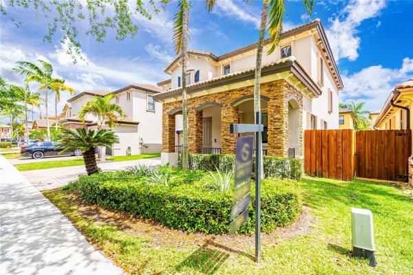 Silver Palms East, 24123 SW 112th Pl, Princeton, Florida 33032, image 2