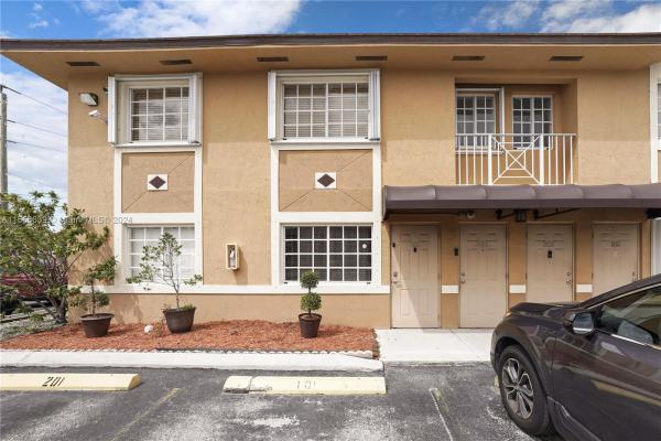 Keystone Point, 10285 NW 80th Ct #101, Hialeah Gardens, Florida 33016, image 1