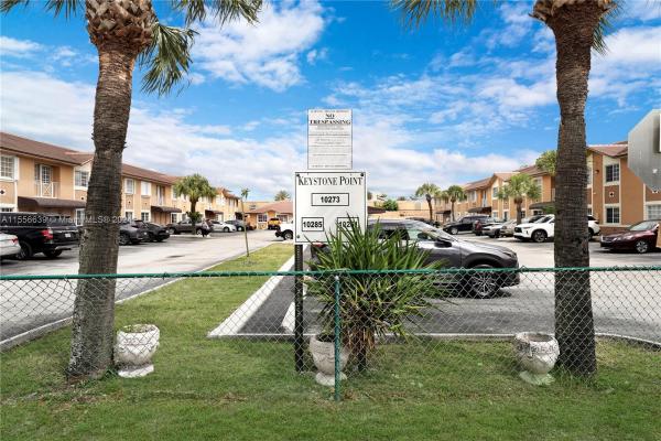 Keystone Point, 10285 NW 80th Ct #101, Hialeah Gardens, Florida 33016, image 2