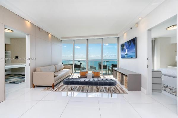 Icon Brickell Tower 1, 465 Brickell Ave #3903, Miami, Florida 33131, image 1