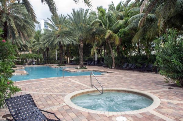 Porto Bellagio, 17100 N Bay Rd #1402, Sunny Isles Beach, Florida 33160, image 1