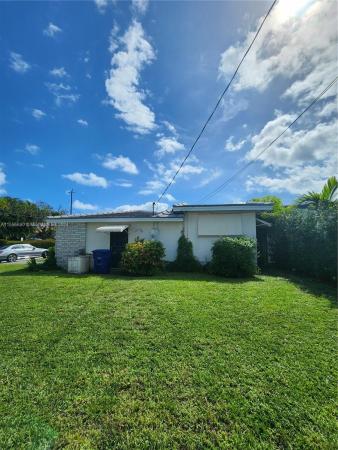Altos Del Mar, 524 94th St, Surfside, Florida 33154, image 3