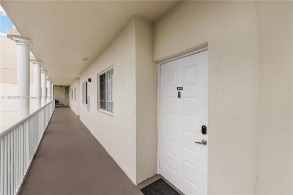 Captiva At Doral Isles, 10710 NW 66th St #404, Doral, Florida 33178, image 1
