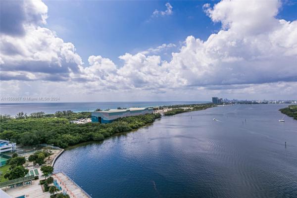 Arlen House West, 500 Bayview Dr #PH28, Sunny Isles Beach, Florida 33160, image 3
